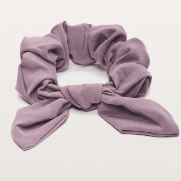 Scrunchies - Picture 2 of 8